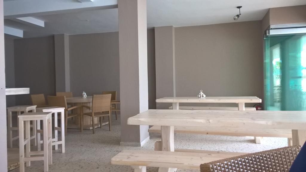 Artemis Hotel Toló Kültér fotó